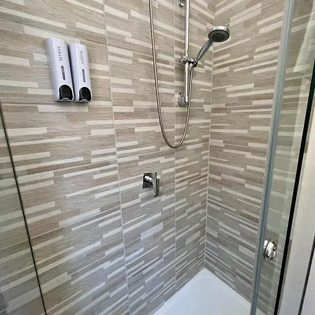 Πανσιόν Baron's 4*